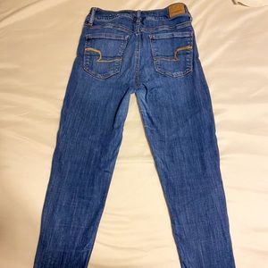 American Eagle blue jeans